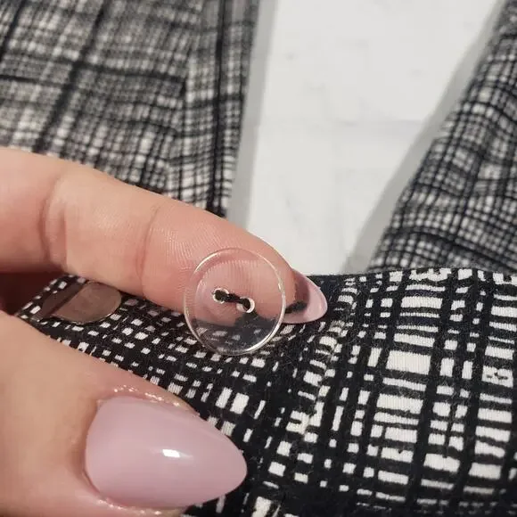 Cato Woman Black and White Sketchy Plaid Trouser Pants Size 16W - Picture 14 of 15